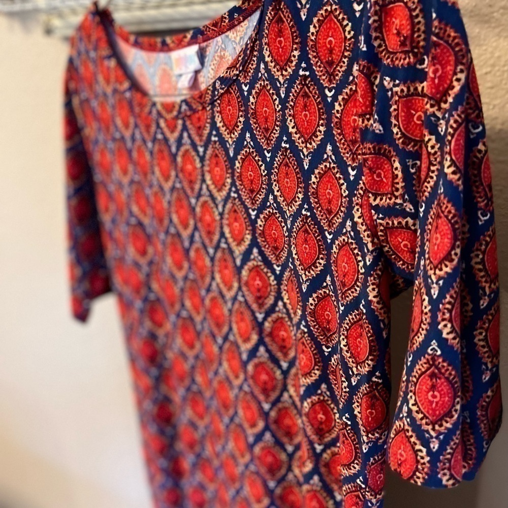 𝅺LULAROE Julia dress - Picture 3 of 4